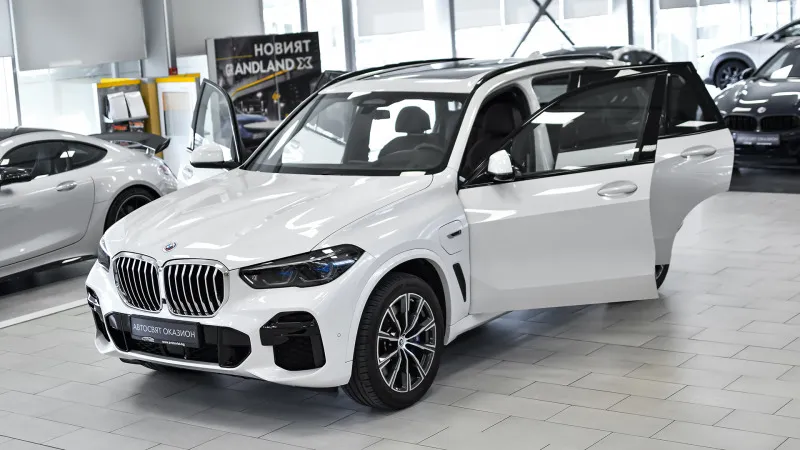 BMW X5 xDrive45e M Sport Sportautomatic PHEV Image 1